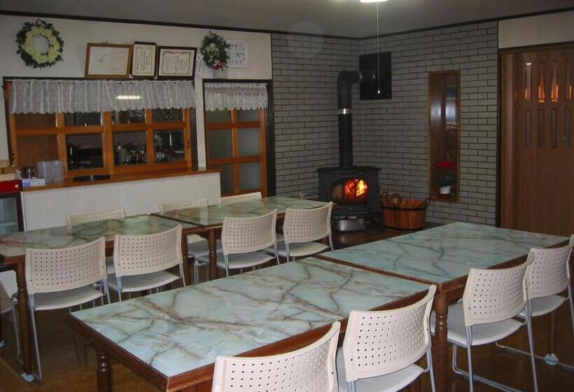 تختخواب و صبحانه Resort Inn Sakanoshita