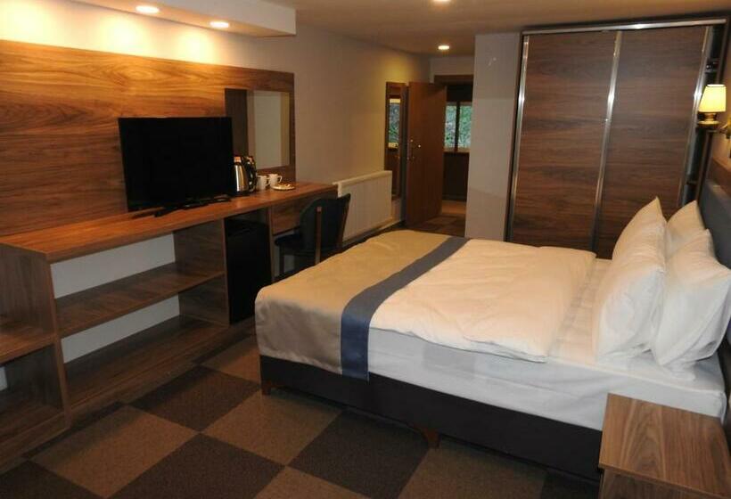 Feel & Live Hotel Villas Restaurant Sapanca