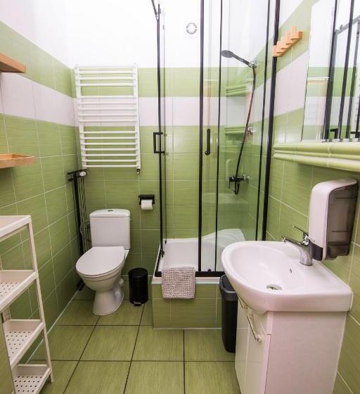 בית מלון כפרי Apikraina