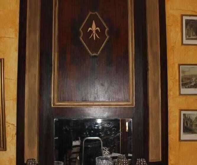 فندق Auberge De L Echauguette