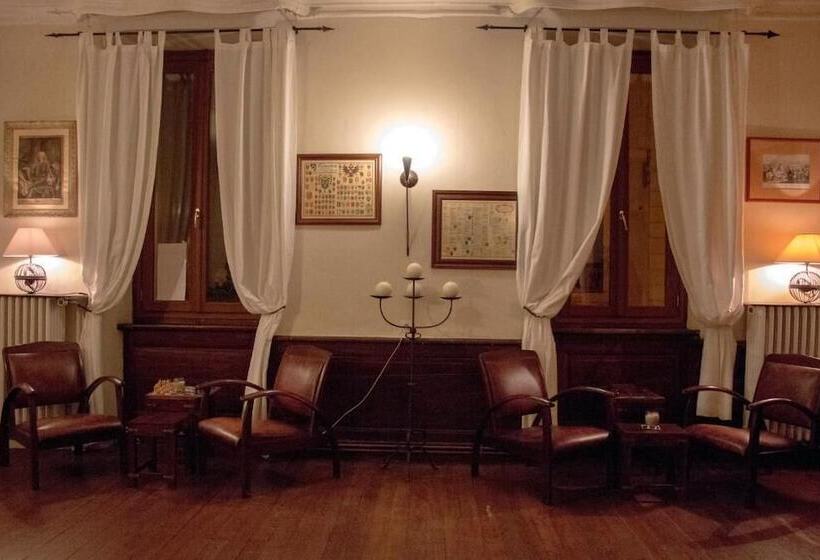 فندق Auberge De L Echauguette