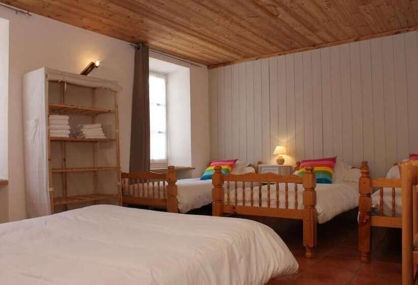 فندق Auberge De L Echauguette