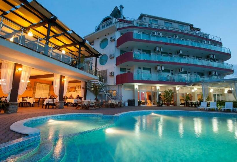 Family Hotel Sunrise