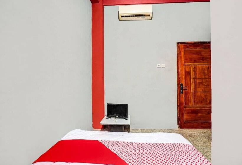 فندق Oyo 90799 Griyo Sonia