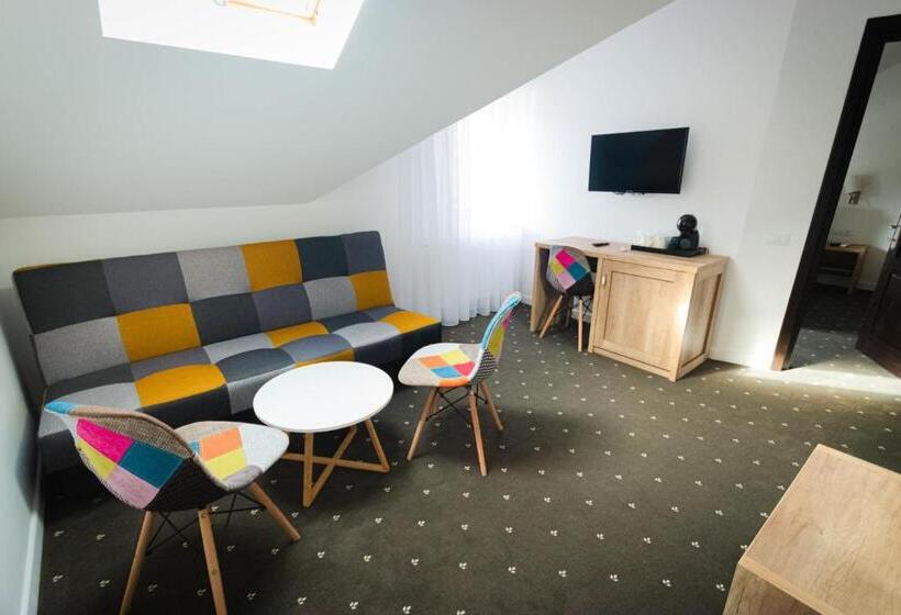 호텔 Păunașul Codrilor