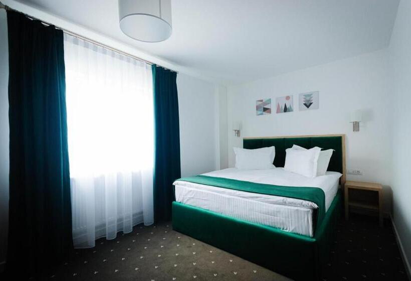 호텔 Păunașul Codrilor