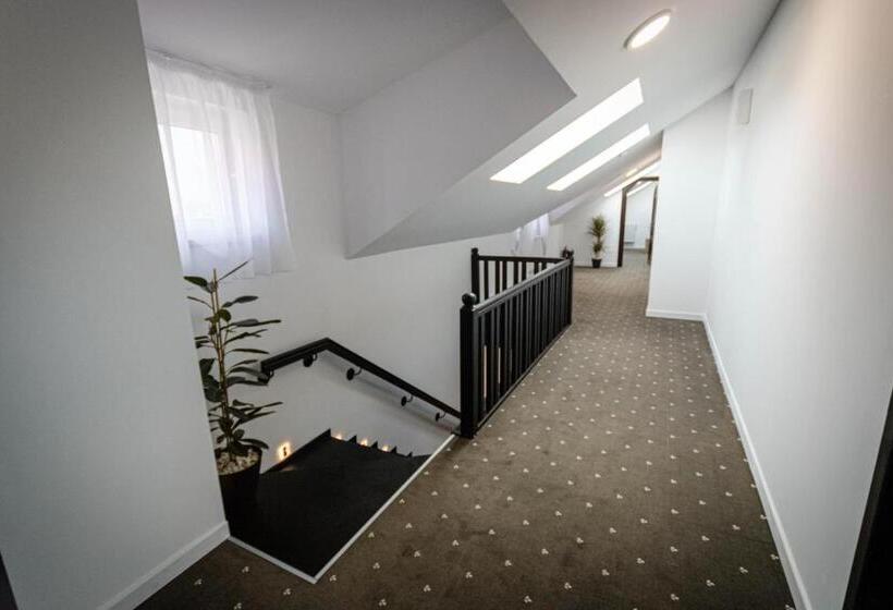 호텔 Păunașul Codrilor