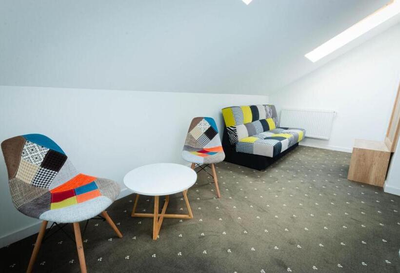 호텔 Păunașul Codrilor