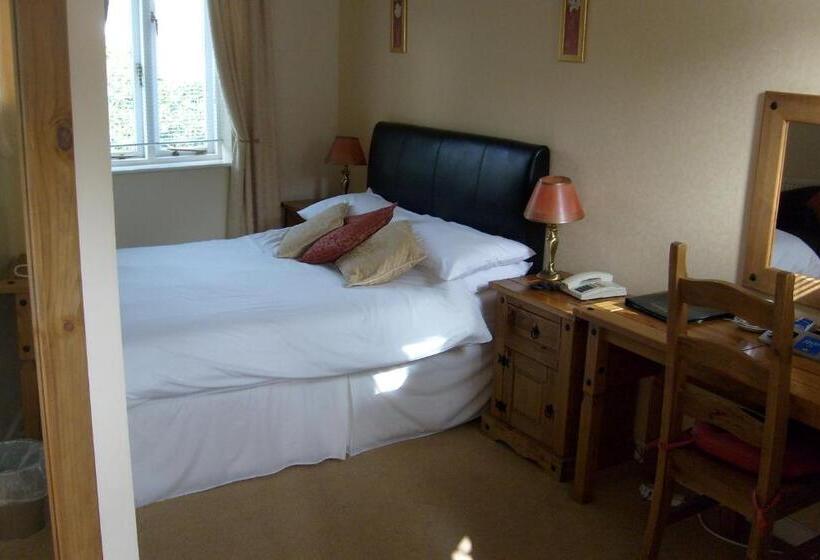 Отель The Belfry