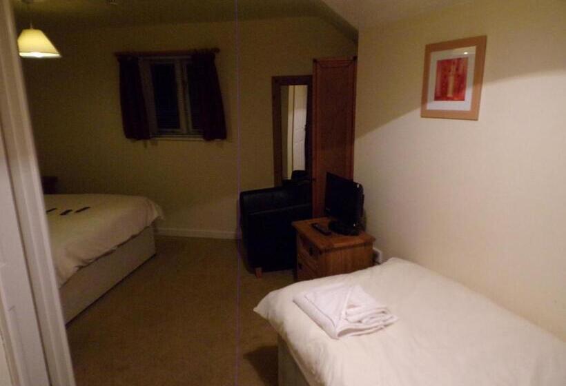 Отель The Belfry