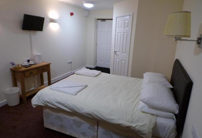 Отель The Belfry