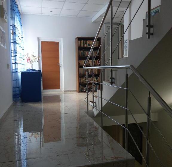 בית מלון כפרי Vila Alex