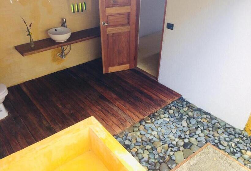 پانسیون Cabañas Luna Escondida