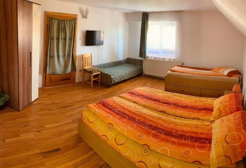 Пансион Casa Debora