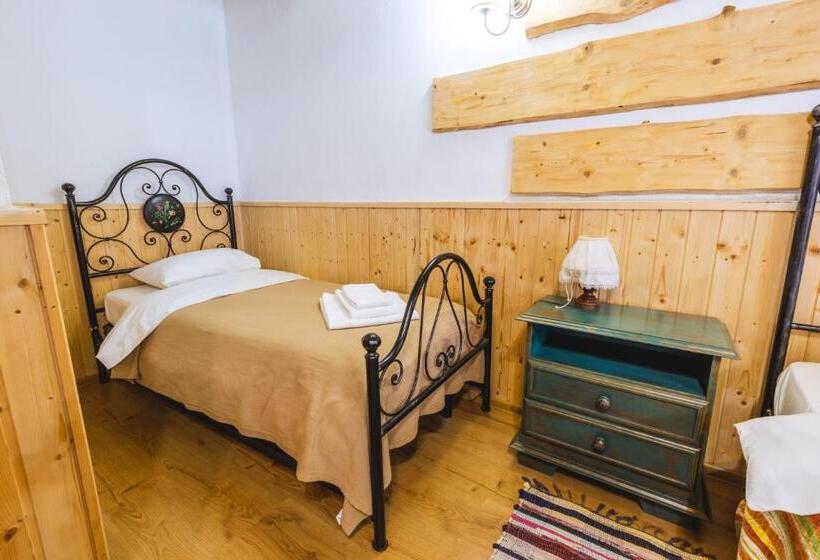 Пансион Chalet Giuel