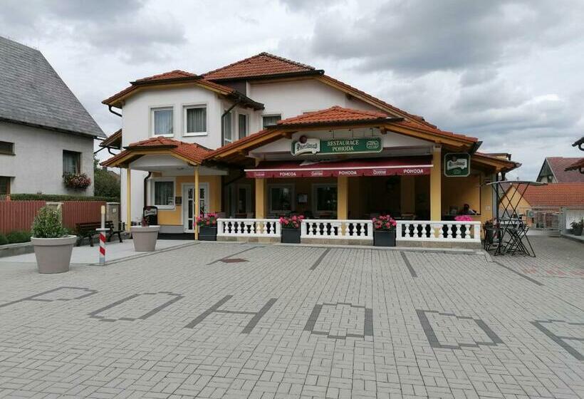 膳宿费 Penzion Pohoda, Nepřístupné V Pracovním Oděvu