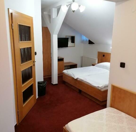 膳宿费 Penzion Pohoda, Nepřístupné V Pracovním Oděvu