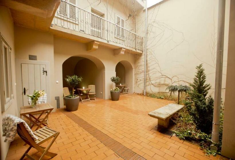 Пансион Városi Vendégház Szentendre