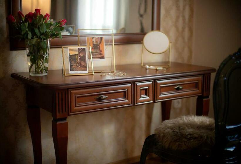 Пансион Városi Vendégház Szentendre