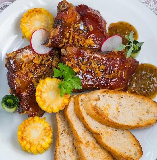 אתר נופש Kúpeľné Domčeky   Kúpele červený Kláštor Smerdžonka