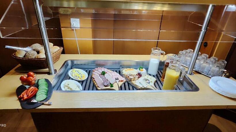 Traditions   Hotel Zur Tanne