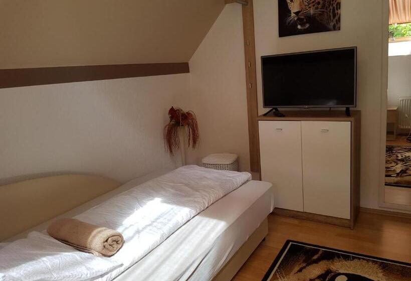 민박 Berg Szállás