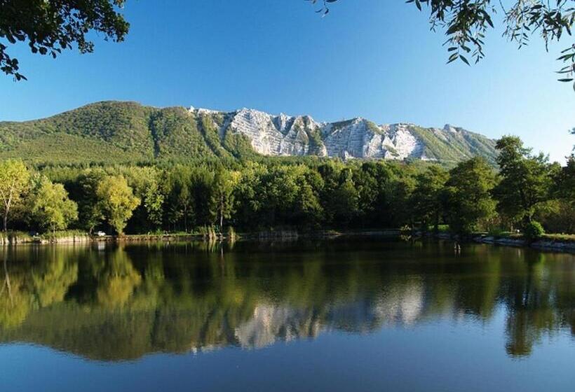 مبيت وإفطار Bélkő Panzió