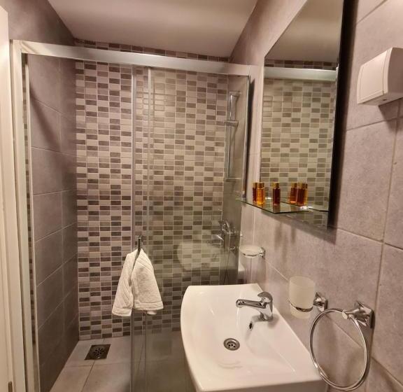 تختخواب و صبحانه Sms Studios