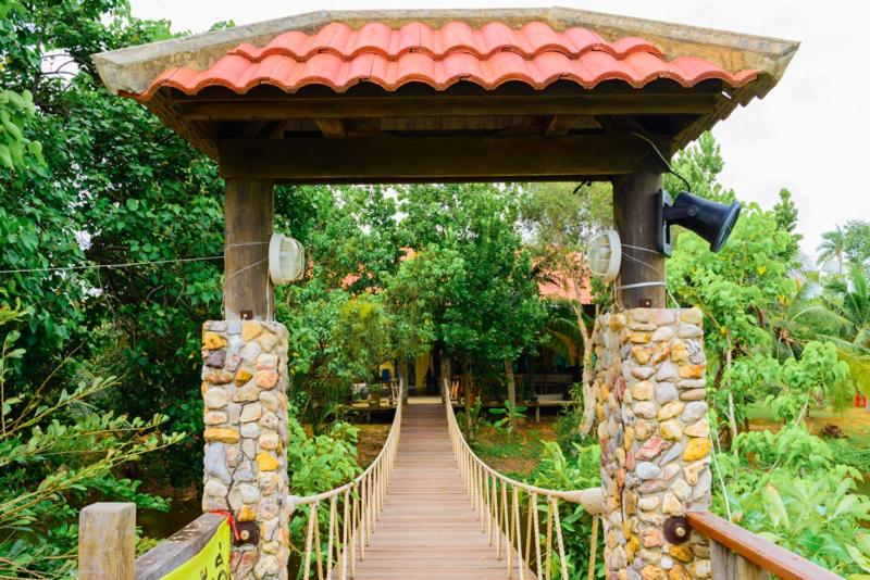 Chanchaolao Beach Resort