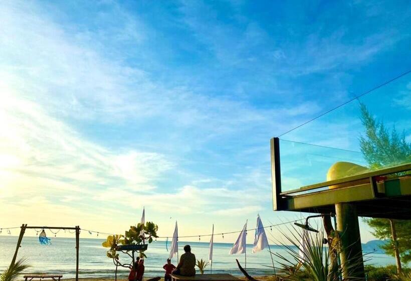 Chanchaolao Beach Resort