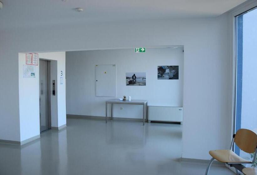 Dijaški Dom Portorož, Hostel