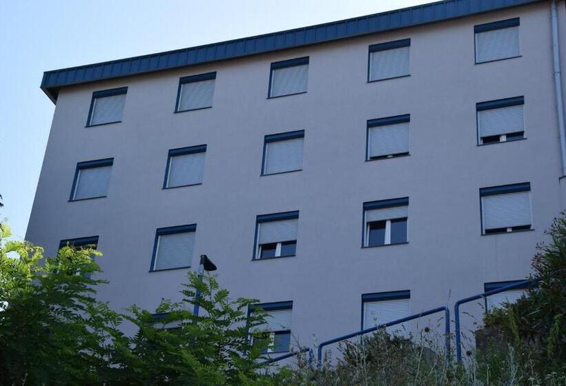 Dijaški Dom Portorož, Hostel