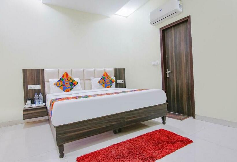 Fabhotel Galaxy View