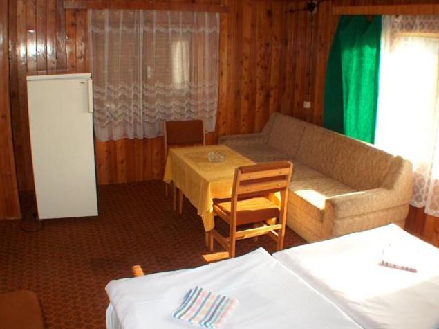 酒店 Bungalovy Tatranec