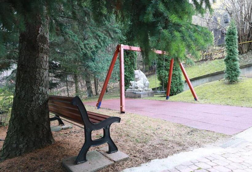 فندق Geopark Vendégház