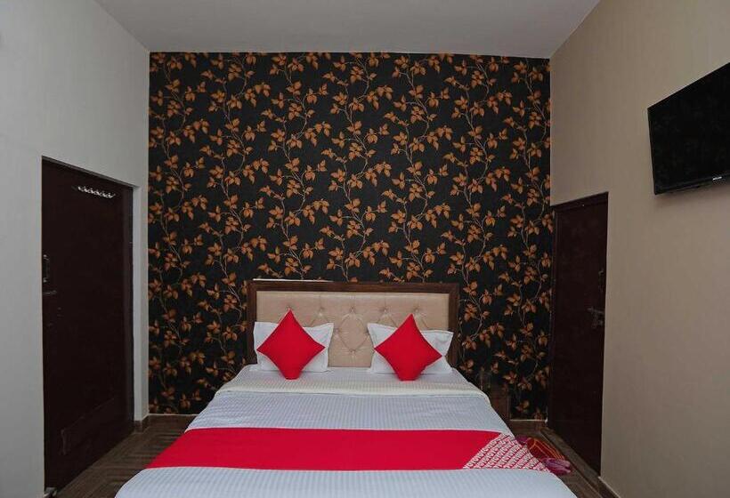 בית מלון כפרי Oyo 40061 King Palace