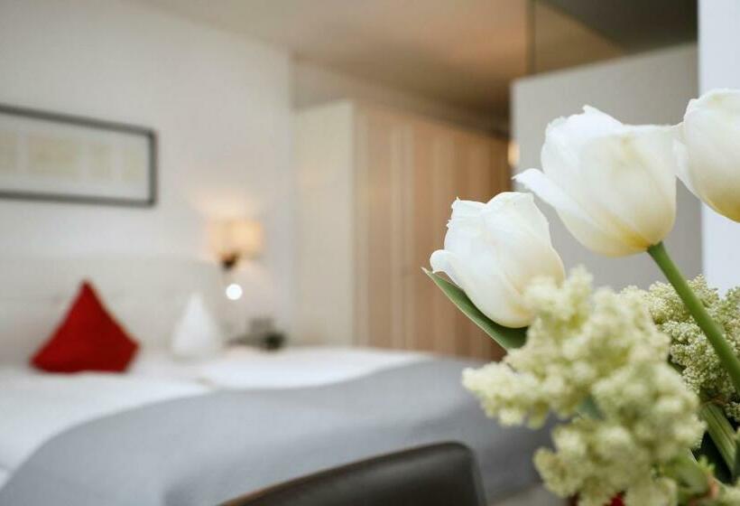 ホテル Pension Riedingerhof