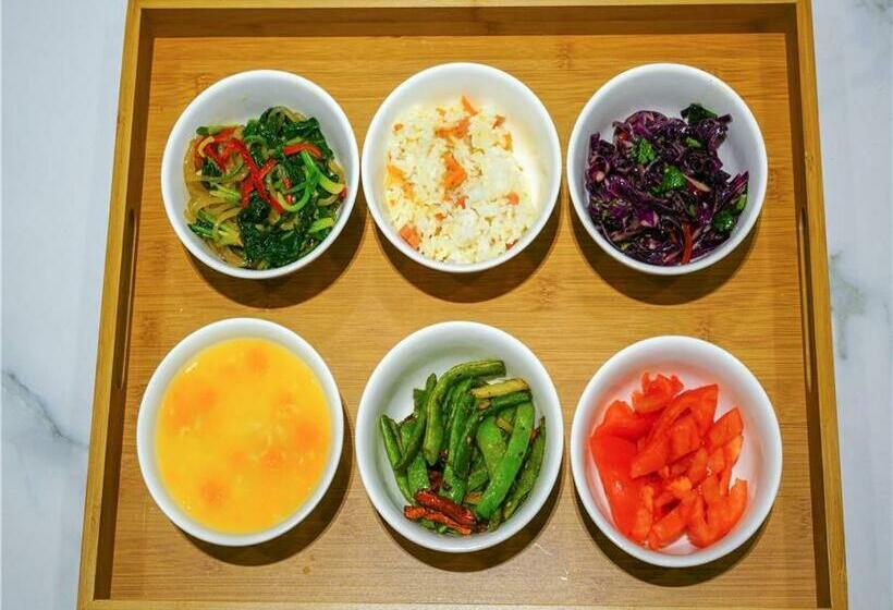 Lavande Hotel Urumqi Beijing South Road Railway Bureau Subway Station