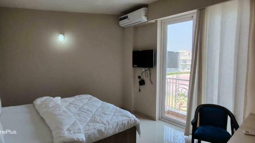 Lord Krishna Hotel Vrindavan