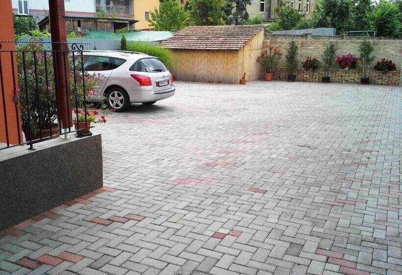 פנסיון Adria Penzión