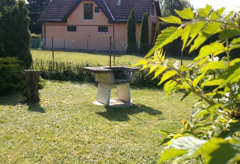 بنسيون All Inn Köre