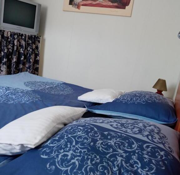 פנסיון All Inn Köre