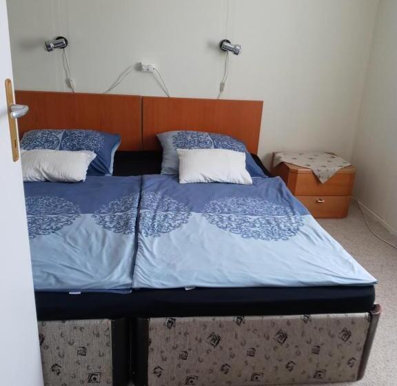 بنسيون All Inn Köre