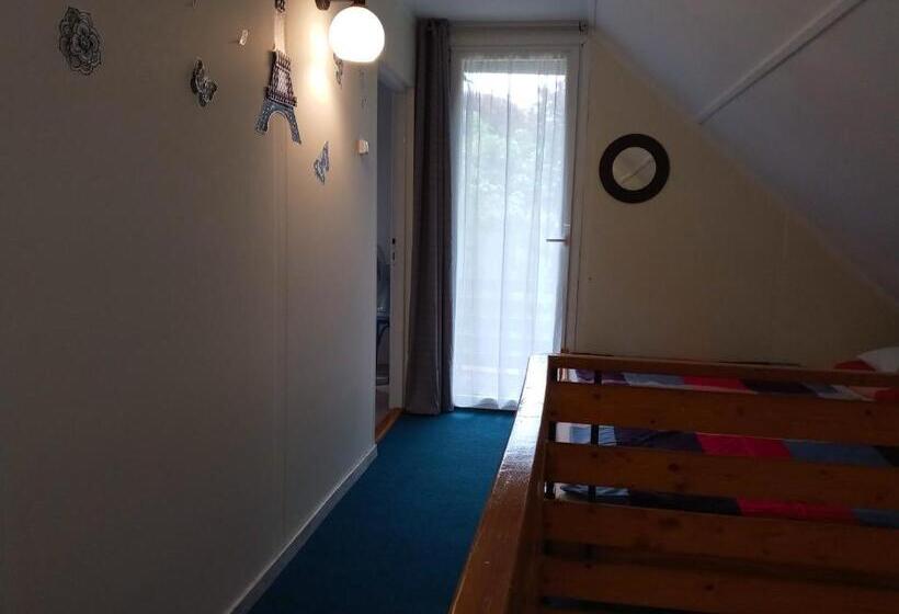 פנסיון All Inn Köre