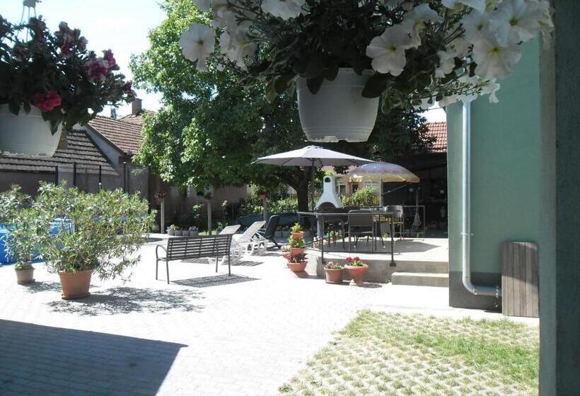 펜션 Attila Vendégház Tápiószentmárton