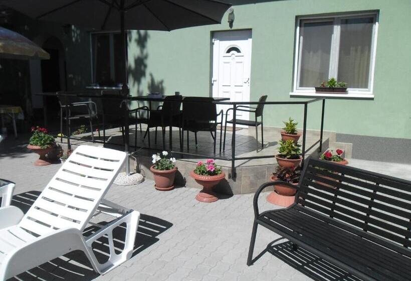 펜션 Attila Vendégház Tápiószentmárton