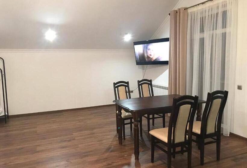 پانسیون Cozy Apartments