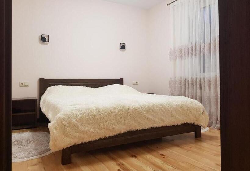 پانسیون Family