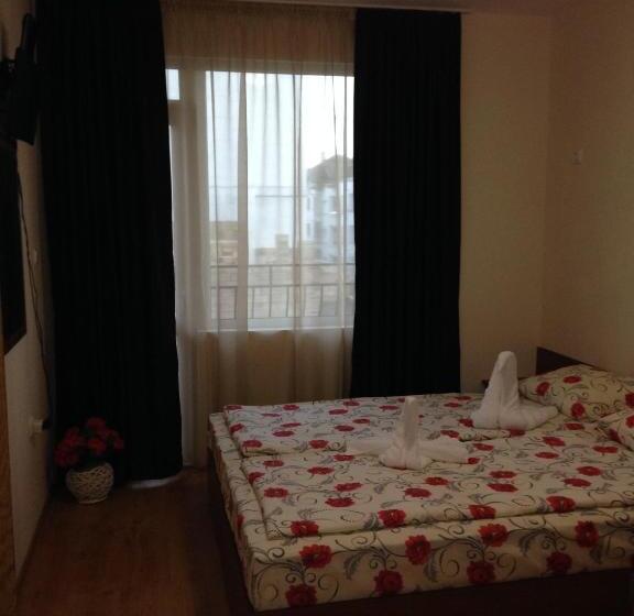 بنسيون Guest House Natali