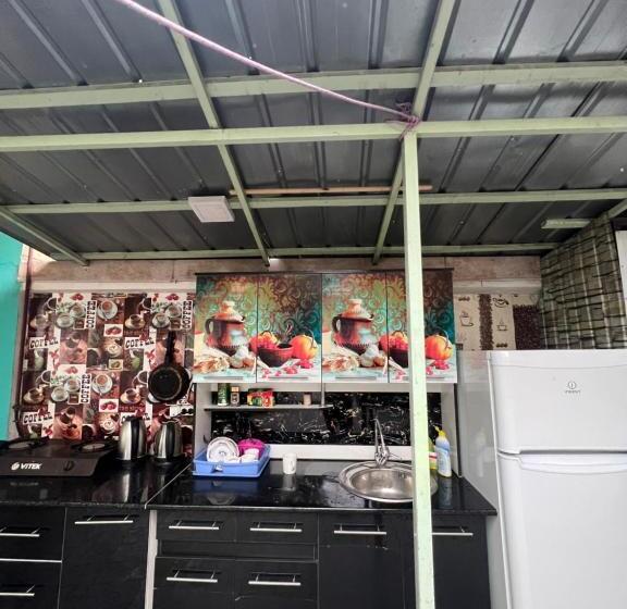 پانسیون Lovely Home For You